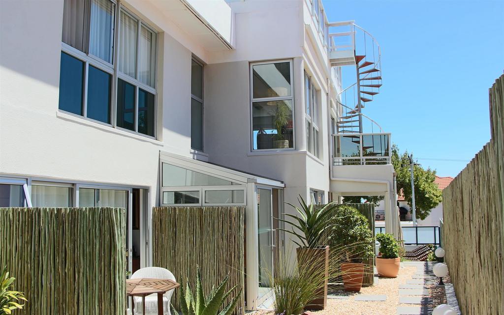Southern Comfort Guest House Cape Town Bagian luar foto
