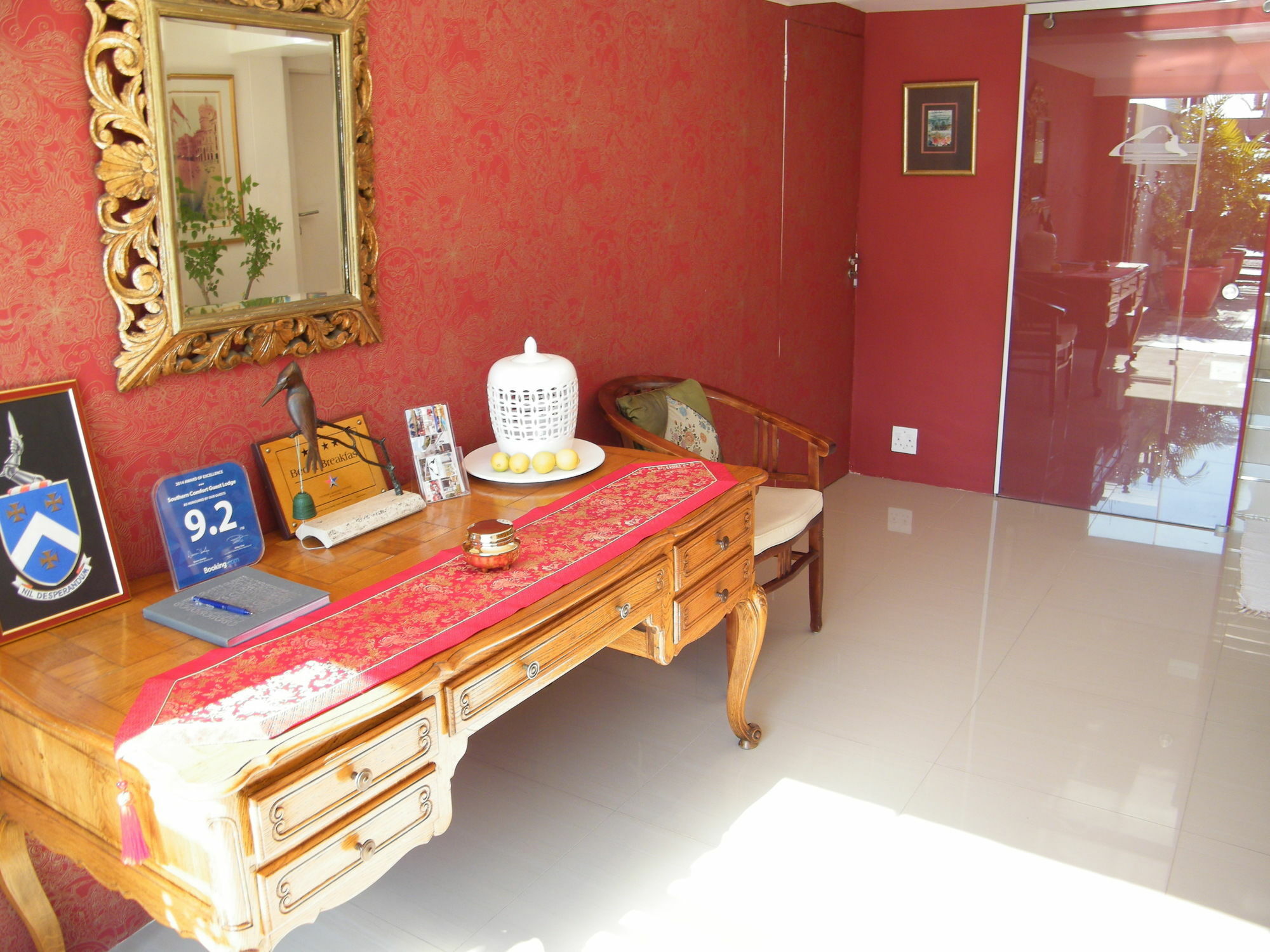 Southern Comfort Guest House Cape Town Bagian luar foto